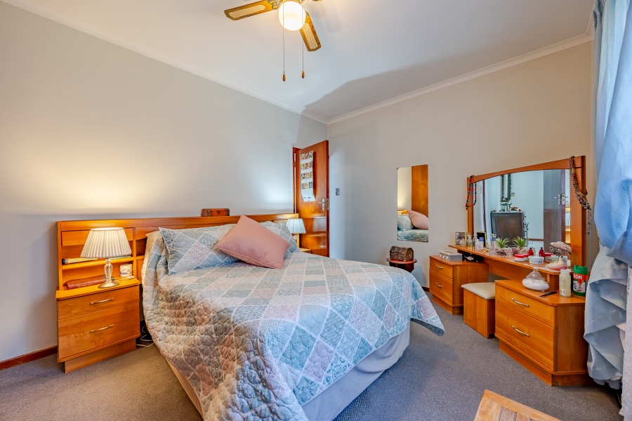 3 Bedroom Property for Sale in Bothasig Western Cape